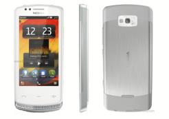 Nokia 700