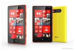 Nokia Lumia 820