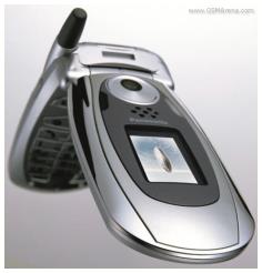 Panasonic X700