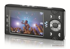 Sony Ericsson W995