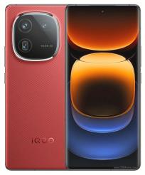 vivo iQOO 12 Pro